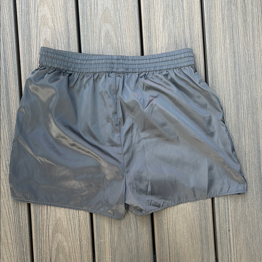 SKIMS Women's Athletic Shorts in Gunmetal NWT - Picture 3 of 3